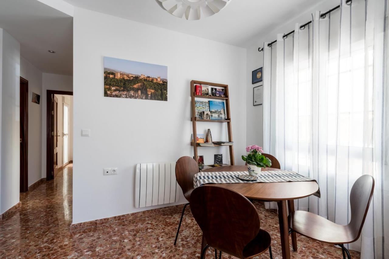 Anna - Apartamento con encanto en Triana Sevilla Exterior foto
