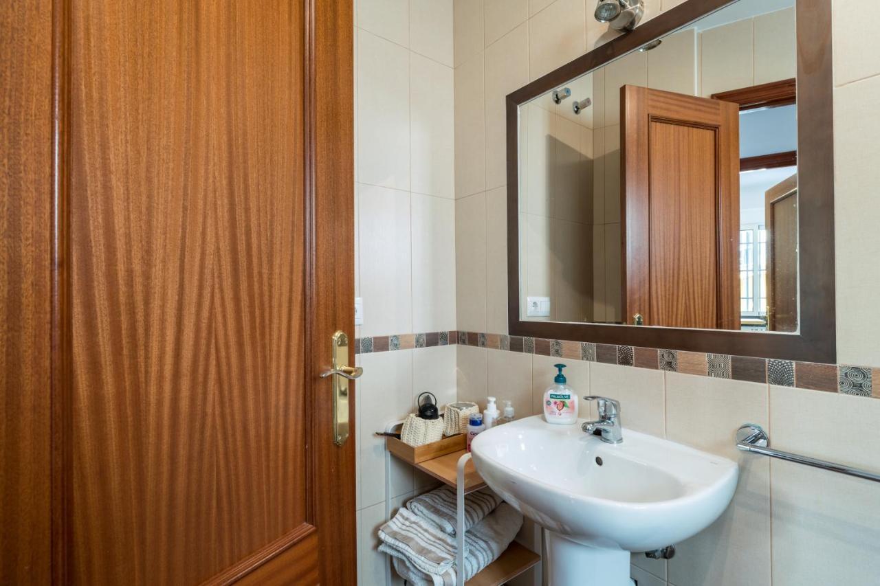 Anna - Apartamento con encanto en Triana Sevilla Exterior foto