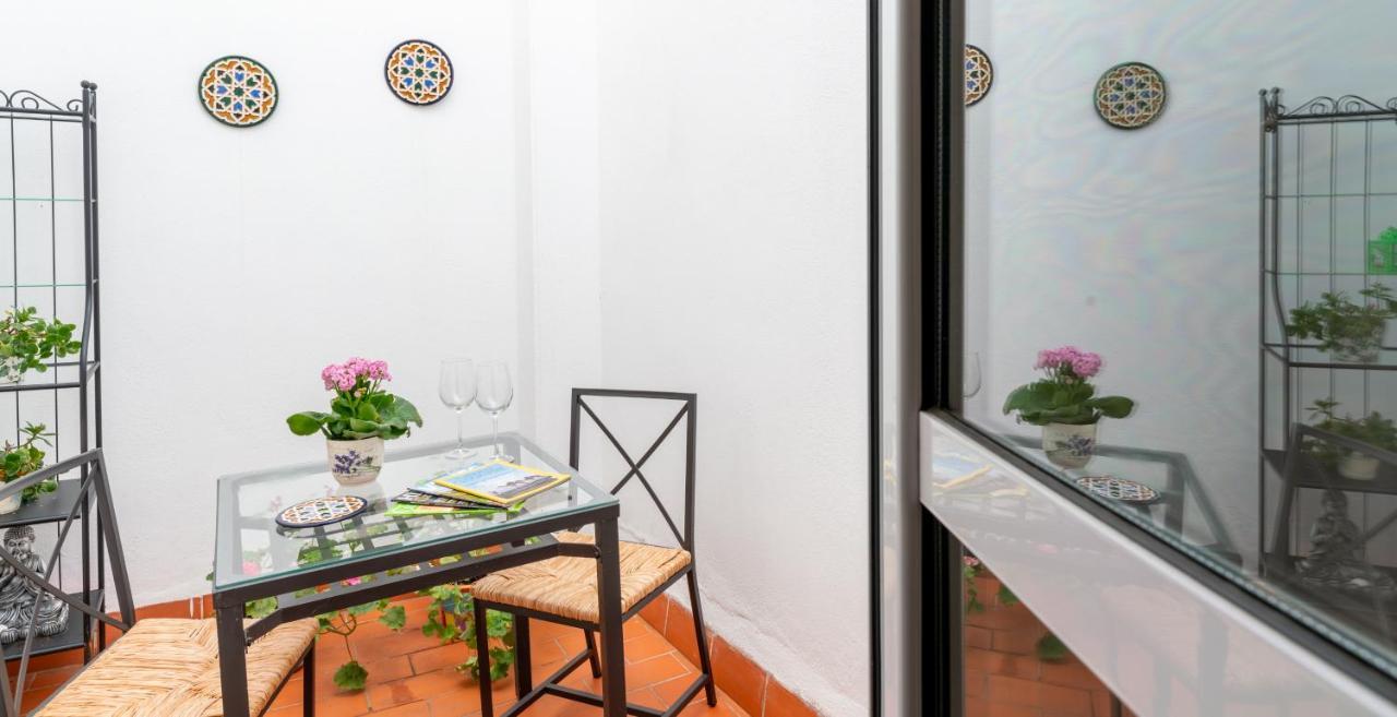 Anna - Apartamento con encanto en Triana Sevilla Exterior foto