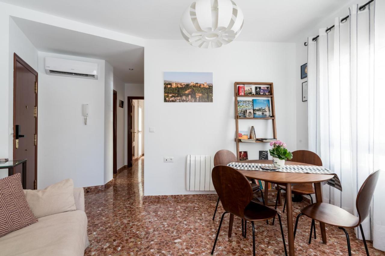 Anna - Apartamento con encanto en Triana Sevilla Exterior foto